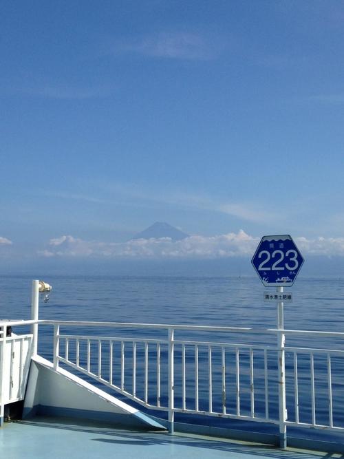 4_船上からの富士山.jpg