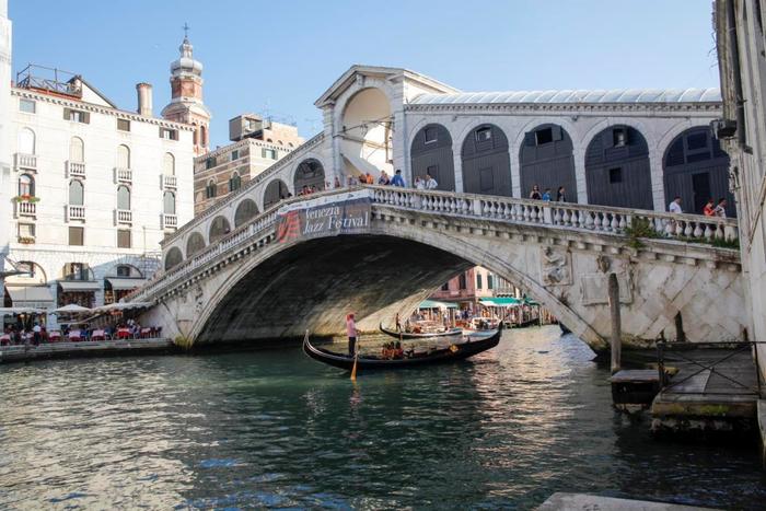 Italyii撮影-ヴェネチアのリアルト橋.jpg