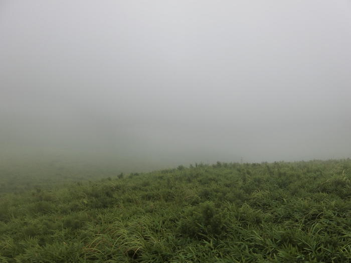 阿蘇五岳　霧で見えない