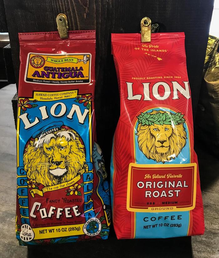 compressionハワイ-ライオンコーヒー-03-LION COFFEEトレードマーク.jpg