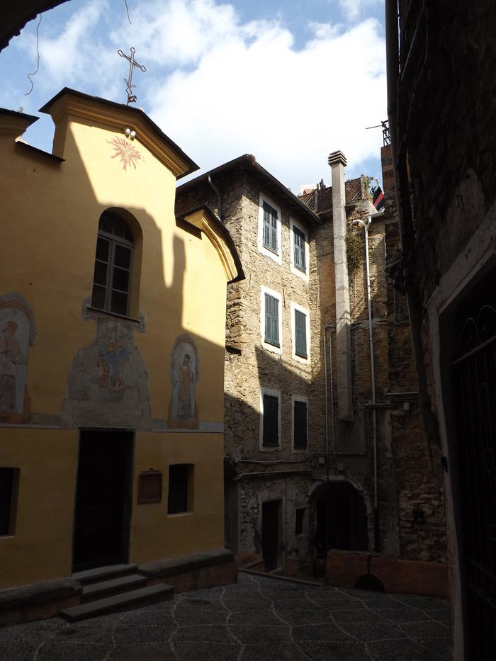 第1話 イタリア中世の家のまどろっこしい改装プロジェクト たびこふれ