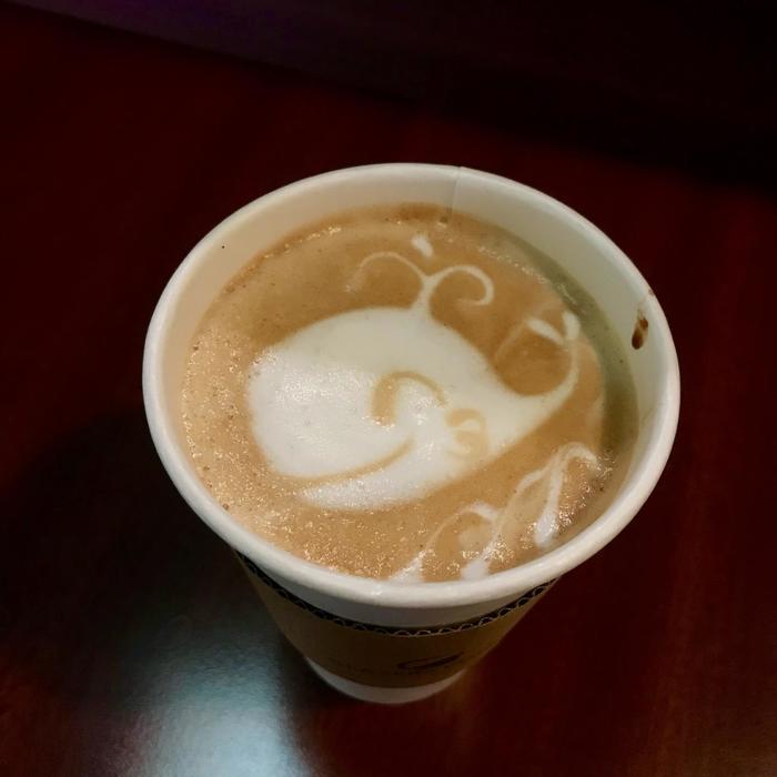 ハワイ在住ライターお気に入りカフェ5選-12-Glazer Coffee Latte Art.jpg