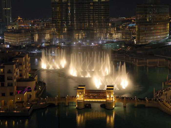 Dubai Fountain 04 (1).jpg
