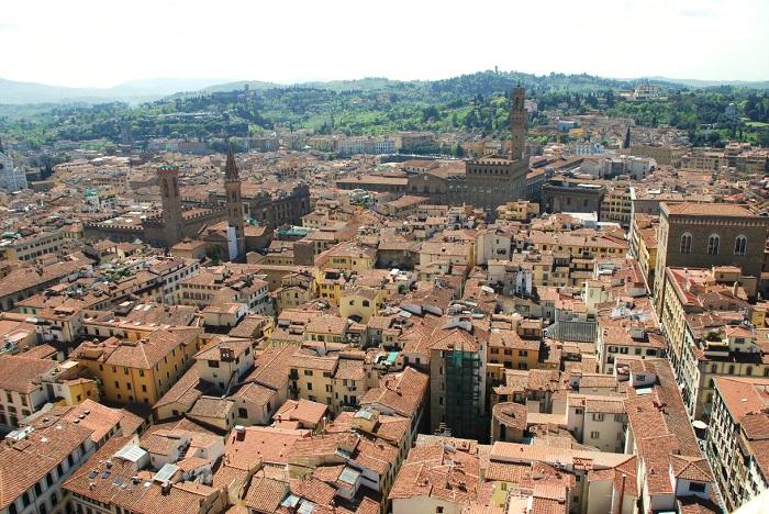 イタリア-フィレンツェ-蚤の市-samnail-PIxabay.jpg