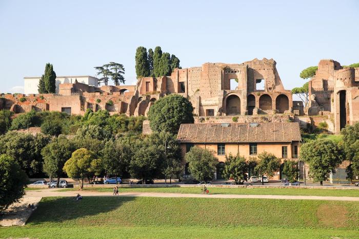 ローマで真実の口と一緒に訪ねたい パラティーノの丘とチルコ マッシモ たびこふれ