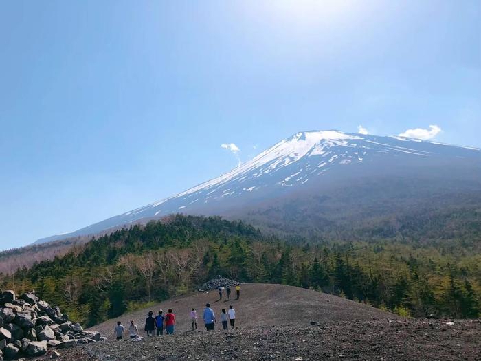 小富士からみえる富士山頂