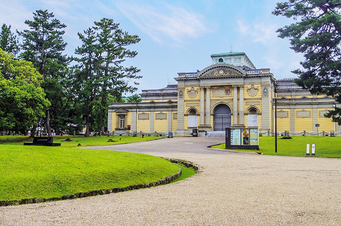 奈良 奈良国立博物館