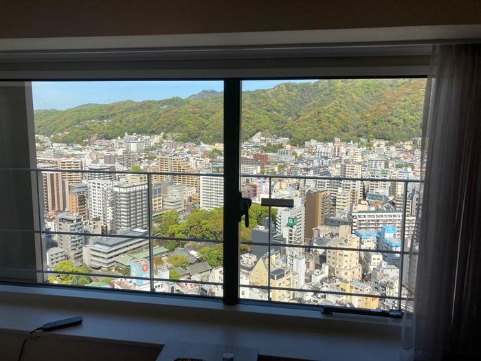 レムプラス神戸三宮　部屋窓