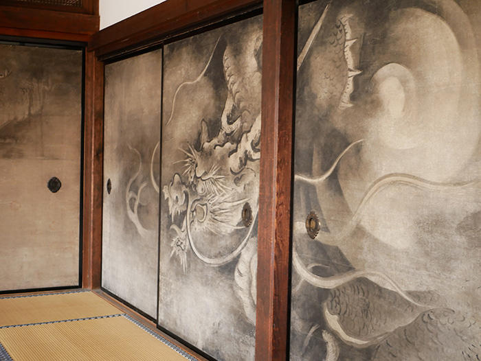 京都 建仁寺 方丈 襖絵の雲龍図