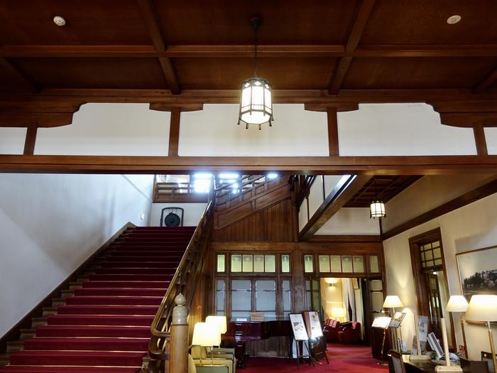 奈良ホテル　大階段