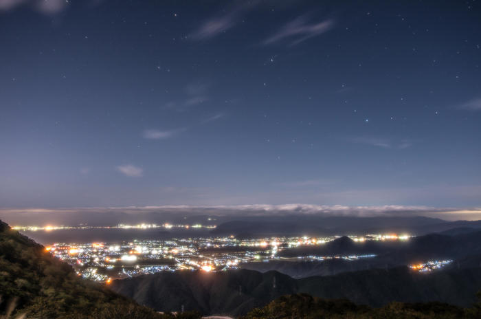 琵琶湖周辺の夜景