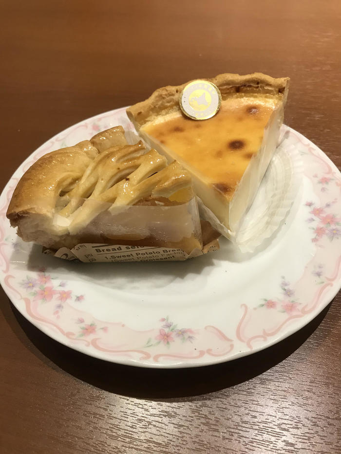 北海道なめらかチーズパイと国産ふじリンゴのアップルパイ