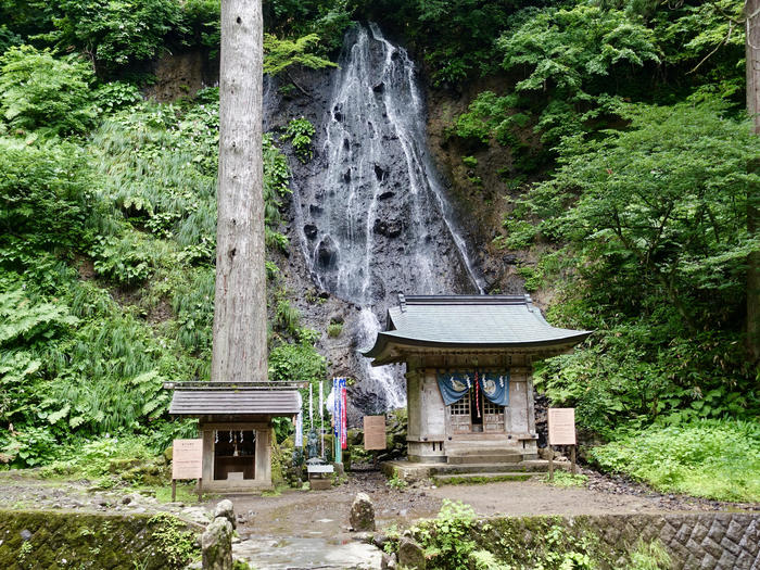 出羽三山　須賀の滝　祓川神社　岩戸分神社