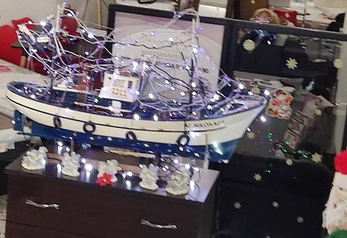 船のクリスマス飾り