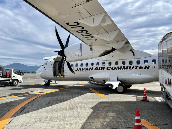 日本エアコミューター　ATR42