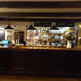 これぞイギリスのカルチャー イギリスのパブの特徴と注文方法について たびこふれ