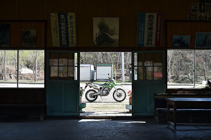 有志の手によって保存される「旧唐松駅」