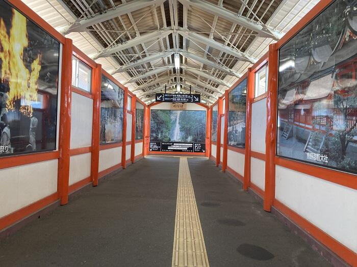 JR紀伊勝浦駅の跨線橋