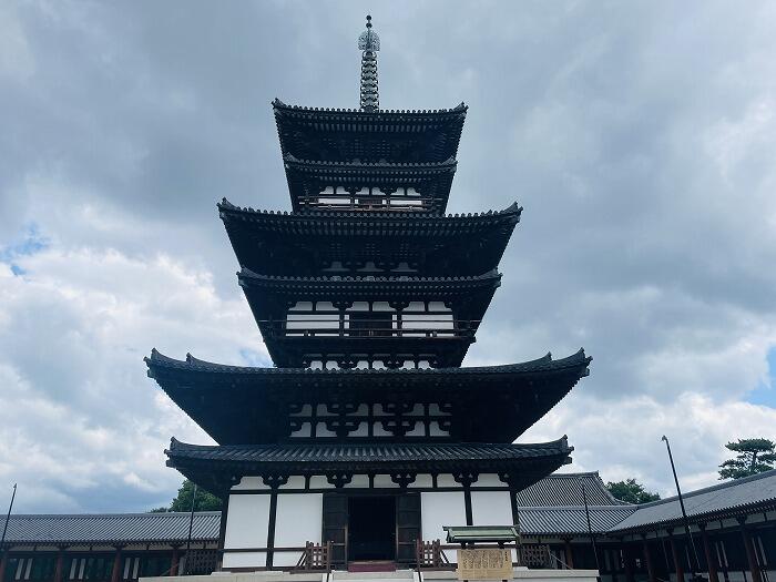 日本最古級の木造建築の塔