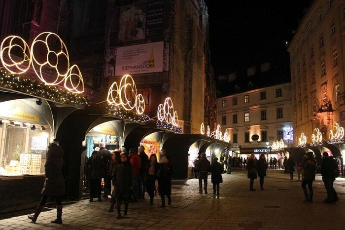シュテファン広場のクリスマスマーケット