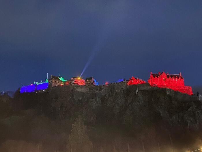 エジンバラ城のライトアップ