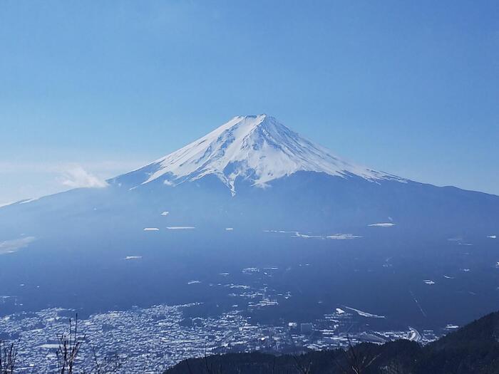 三ツ峠から望む富士山