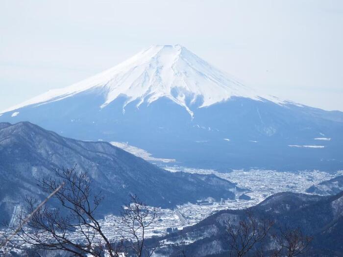 高川山からの望む富士山