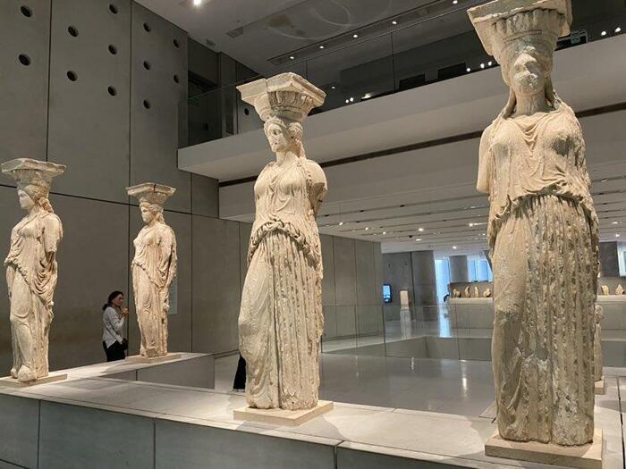 アクロポリス博物館に展示されたエレクティオン少女像