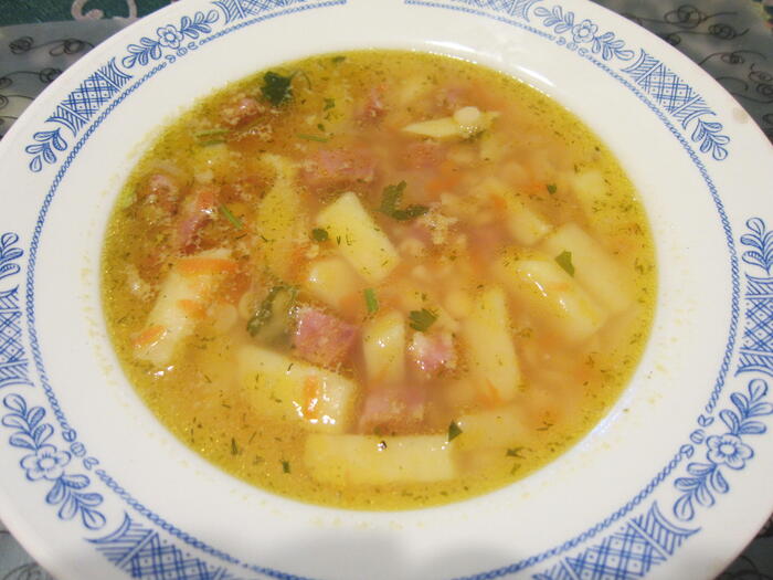 エンドウ豆のスープ　гороховый суп