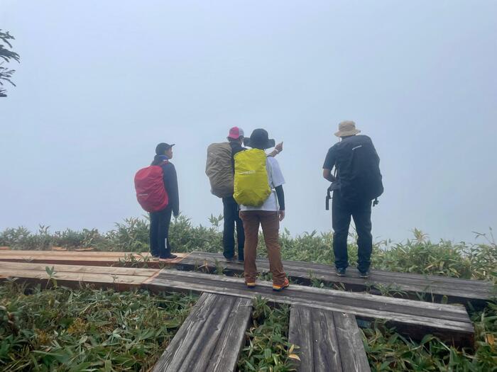 尾瀬　アヤメ平から富士見峠への登山道