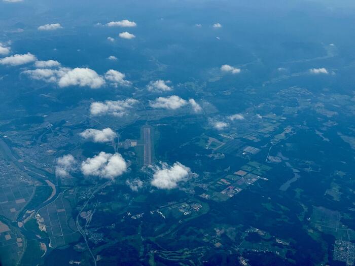 トキエア　機窓からの景色　大館能代空港