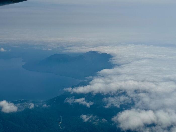 トキエア　機窓からの景色　支笏湖