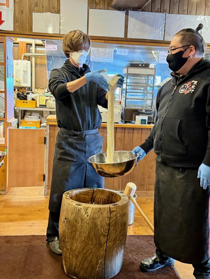 山本小屋ふる里館　餅つき体験