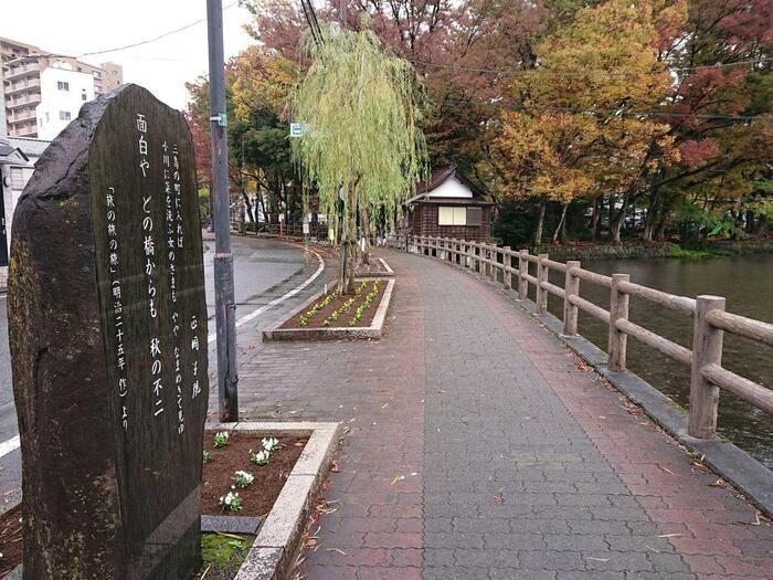 正岡子規の歌碑