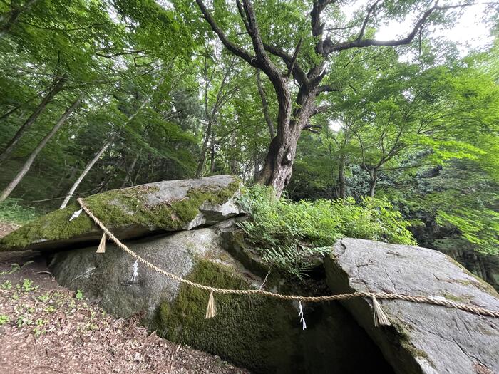 アラハバキ神の巨石