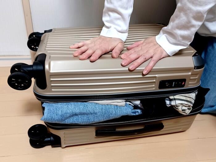 収まらない荷物