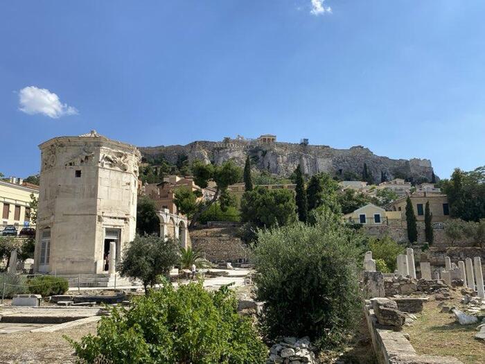 ローマンアゴラに入場しなくても、外から撮影できる