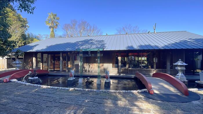 本殿のモダンな造り