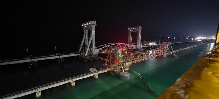 夜のパンバン橋