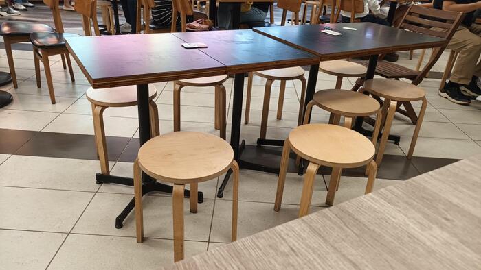 席確保に使われるスマートフォンIDカード