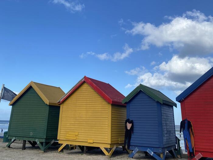 カラフルな建物があるのはウォーターフロント