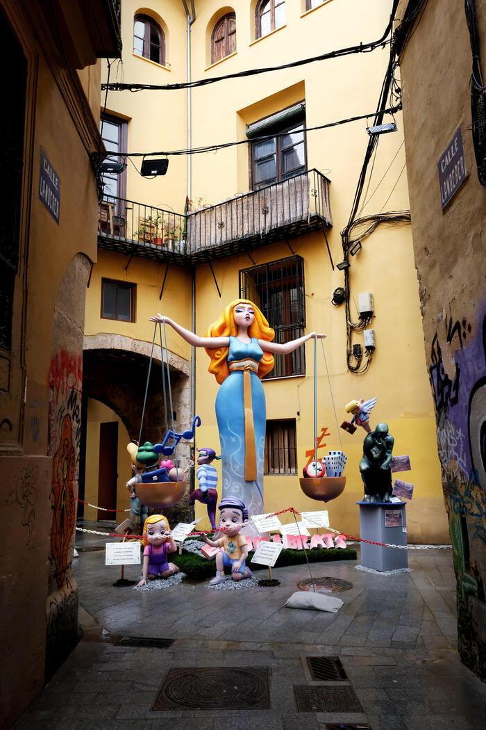 Las Fallas（ラス・ファジャス）