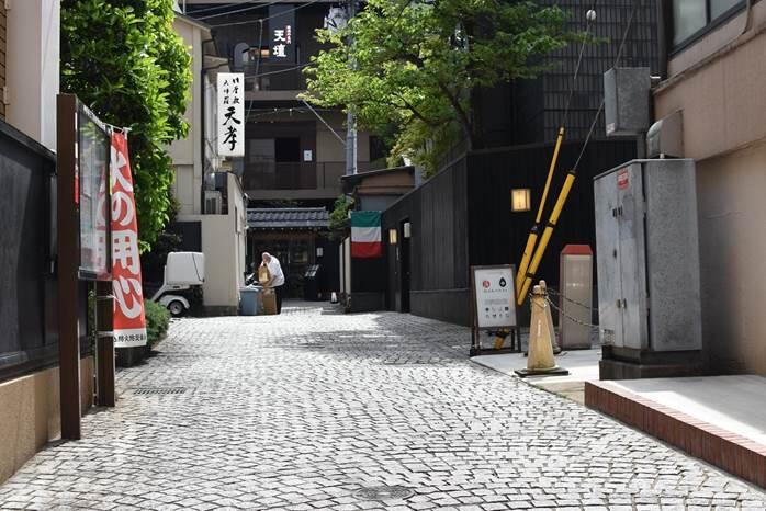 神楽坂 かくれんぼ横丁