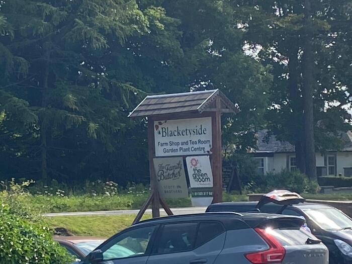 Blacketsideの看板