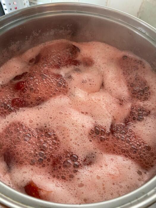 煮込んだイチゴ