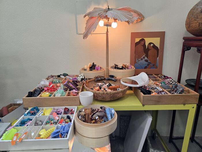 ロコ・ガールにも人気のヘアクリップ