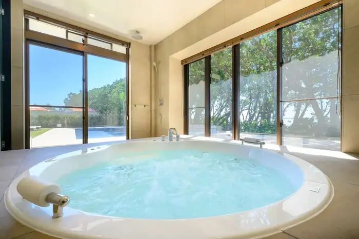 ocean front villa ishigakijima I 2.webp