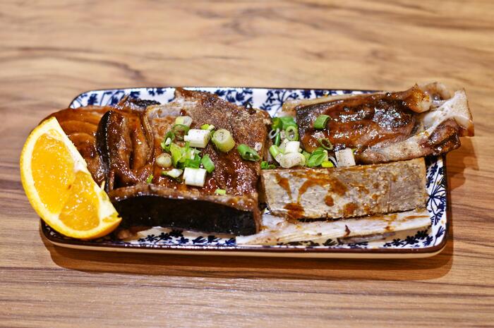 クロマグロのカマ焼き「黑鮪魚烤下巴」