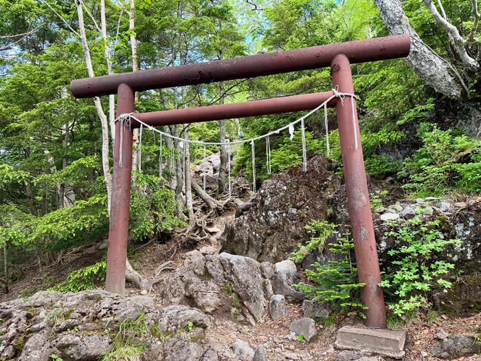 男体山　登山道
