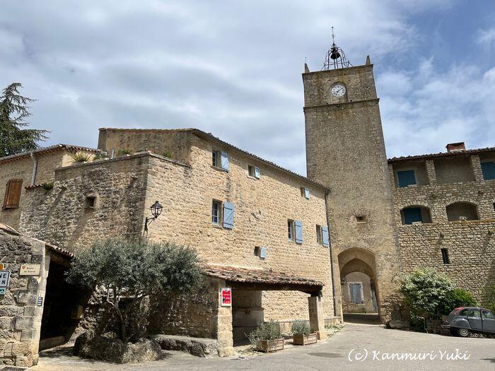 ヴィアン旧市街入り口 